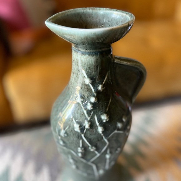 Vintage James b beam green 10” ceramic vase or jug - Picture 14 of 16